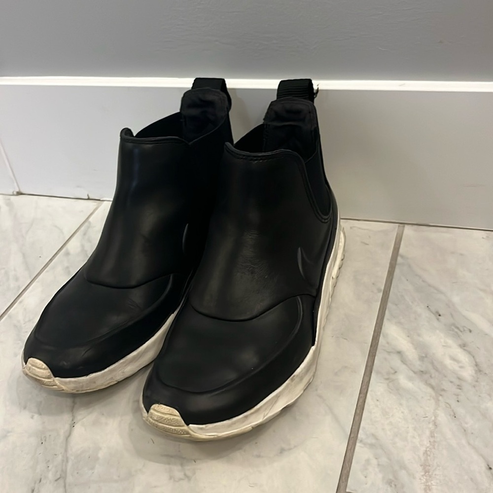 Black leather Nike boots!